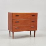 1276 9267 CHEST OF DRAWERS